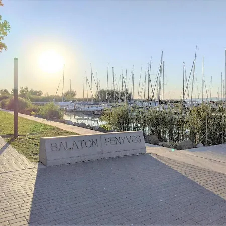 Semesterbostad Marica Balatonfenyves