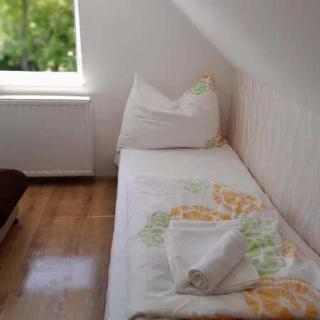 Marica Semesterbostad Balatonfenyves